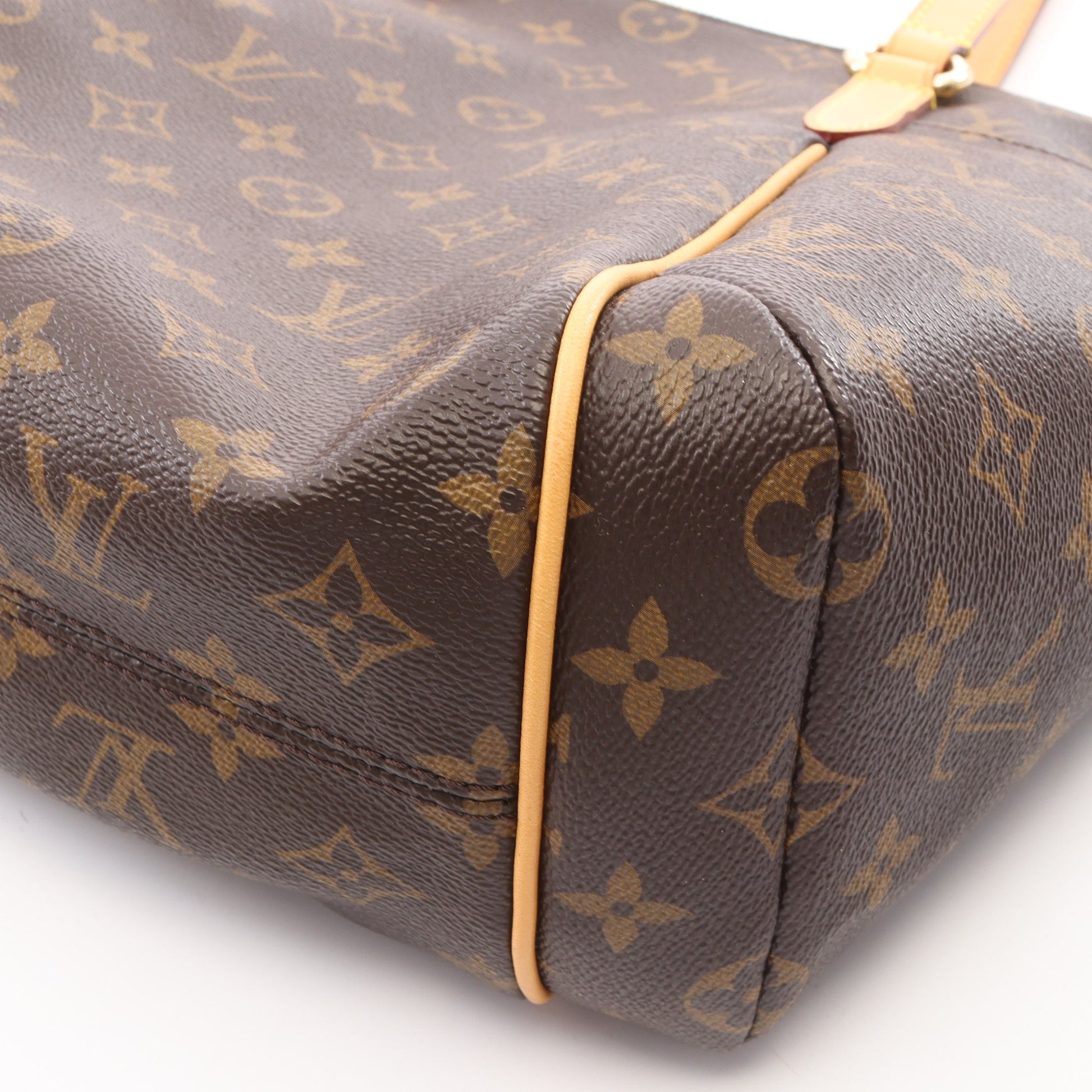 トータリーPM モノグラム ショルダーバッグ トートバッグ PVC レザー ブラウン ルイヴィトン バッグ LOUIS VUITTON