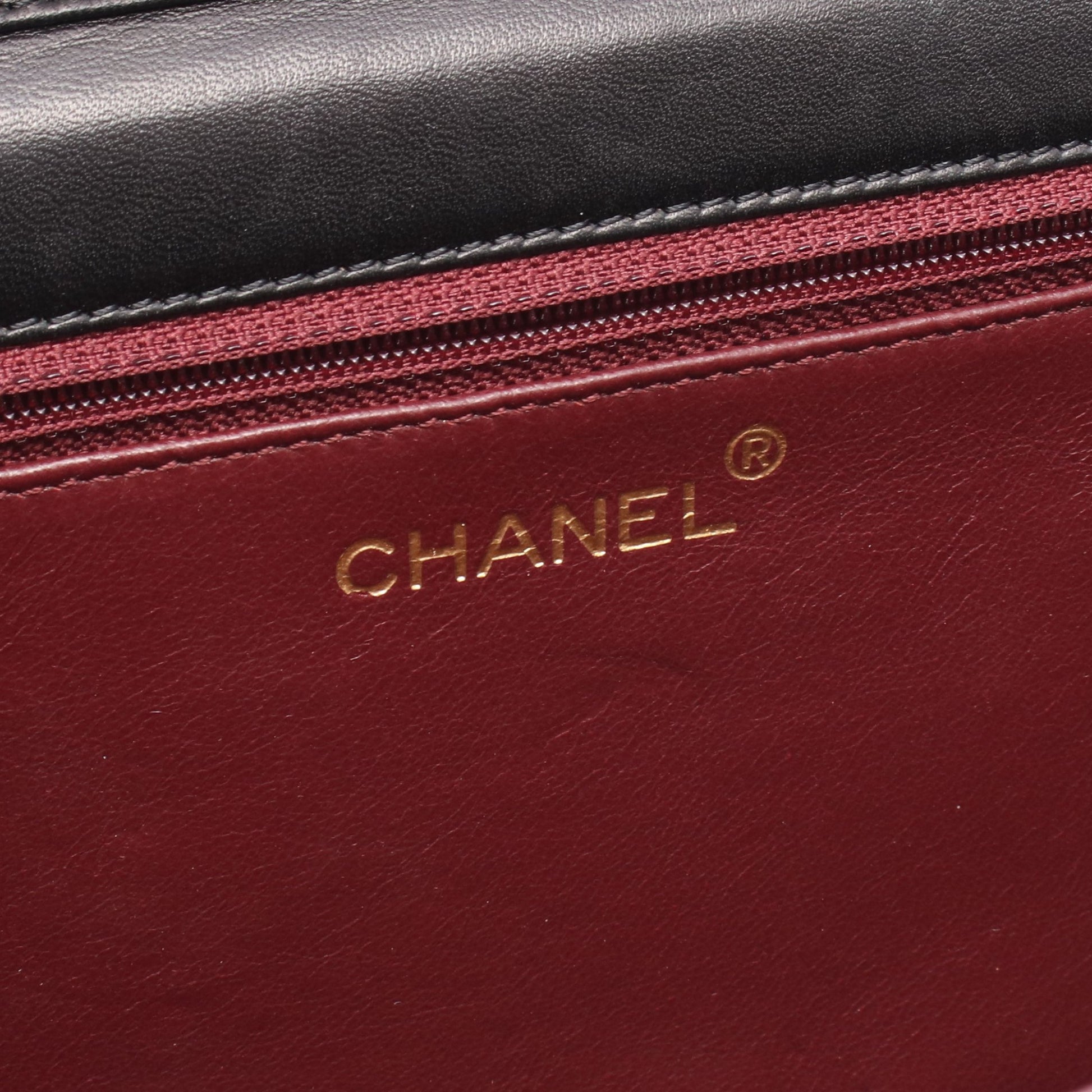 マトラッセ シングルフラップ チェーンショルダーバッグ ラムスキン ブラック ゴールド金具 シャネル バッグ CHANEL