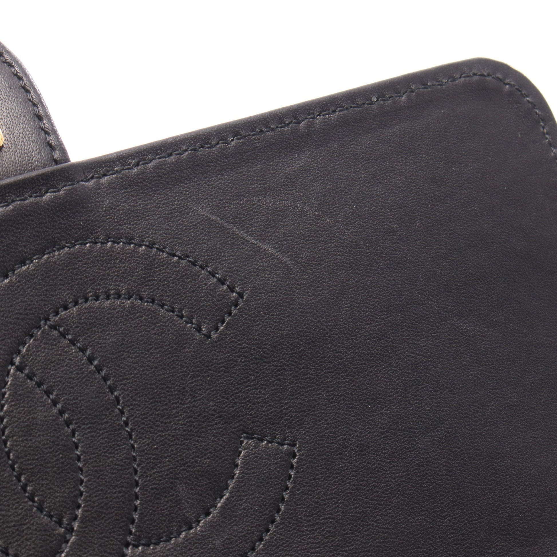 マトラッセ シングルフラップ チェーンショルダーバッグ ラムスキン ブラック ゴールド金具 シャネル バッグ CHANEL