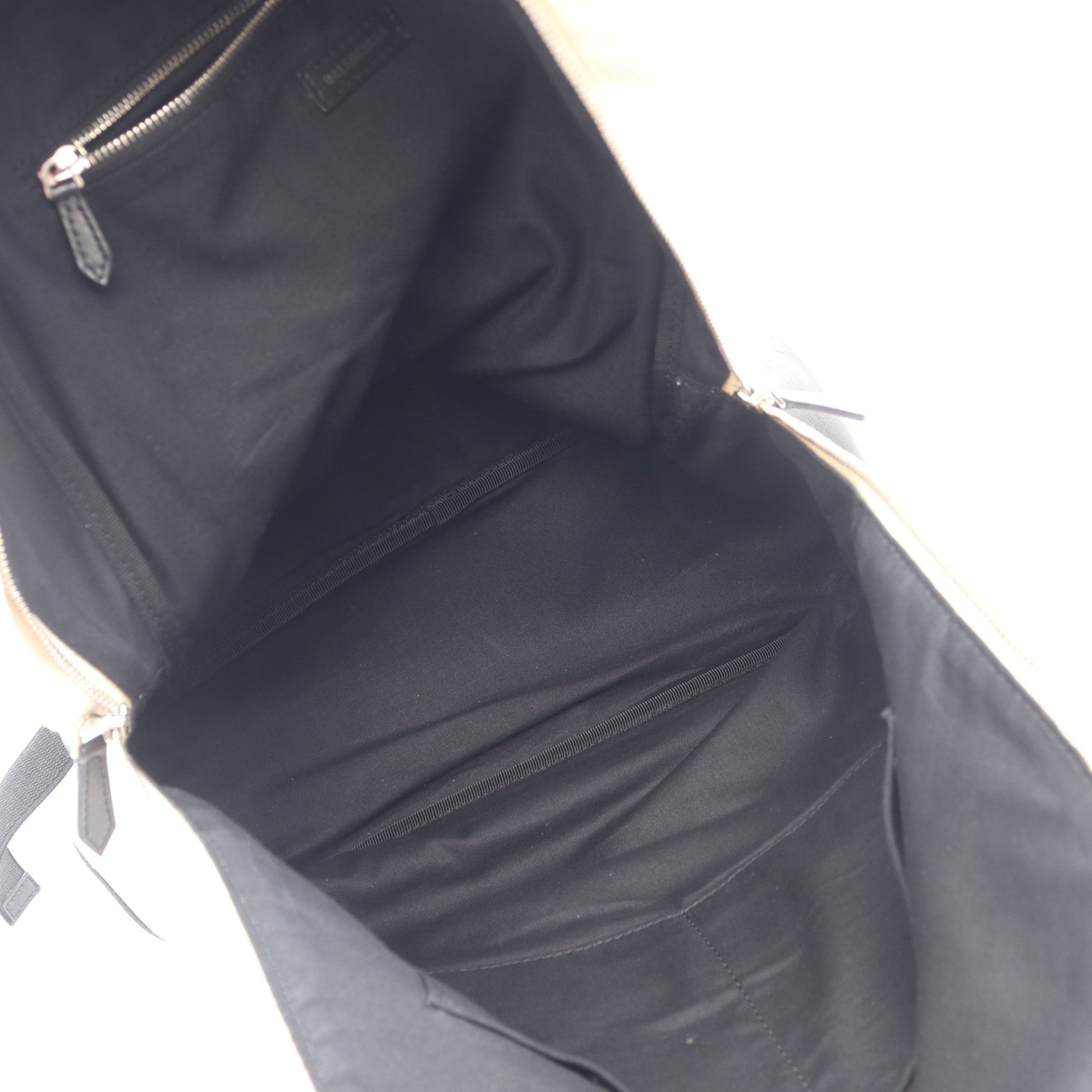 ネイビー バックパック リュックサック キャンバス レザー アイボリー ブラック バレンシアガ バッグ BALENCIAGA