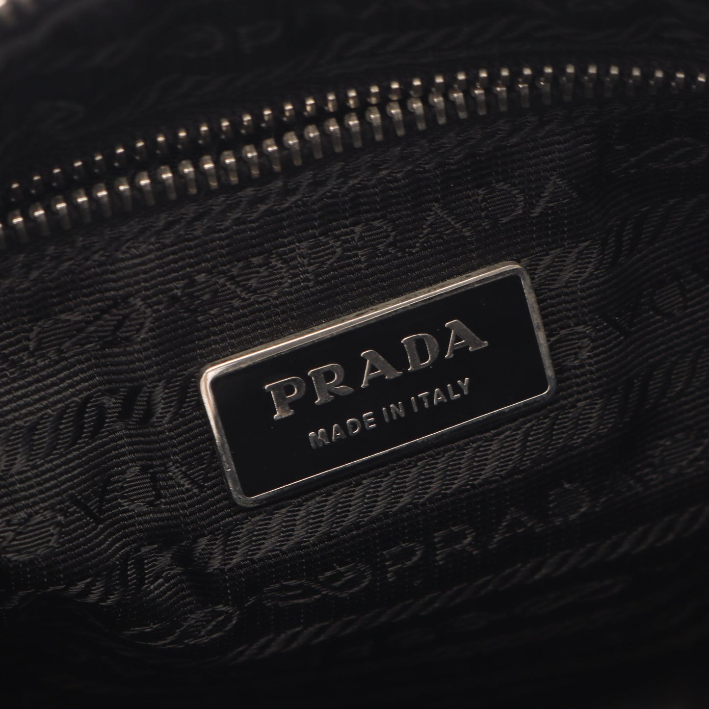 TESSUTO LIGHT ショルダーバッグ ナイロン レザー ブラック プラダ バッグ PRADA