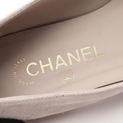 カメリア フラットシューズ スエード グレーベージュ シャネル シューズ CHANEL