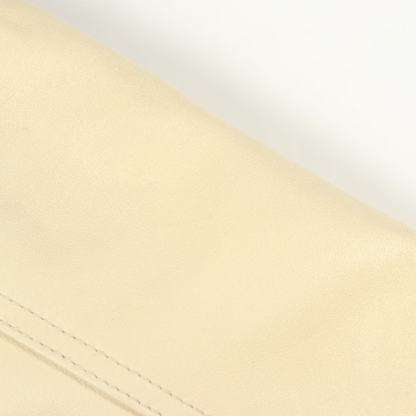 25SS ルーズ トリオンフ テディ トレイルウォッシュ デニム スタジャン コットン レザー ブルー ベージュ セリーヌ アウター CELINE