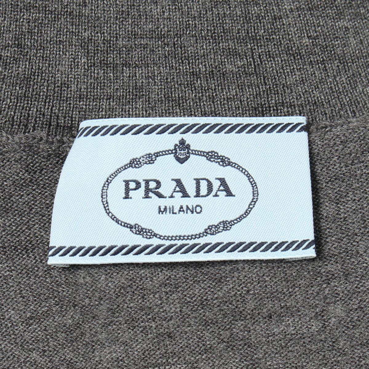 トライアングルロゴ タートルネック ニット ウール グレー プラダ トップス PRADA