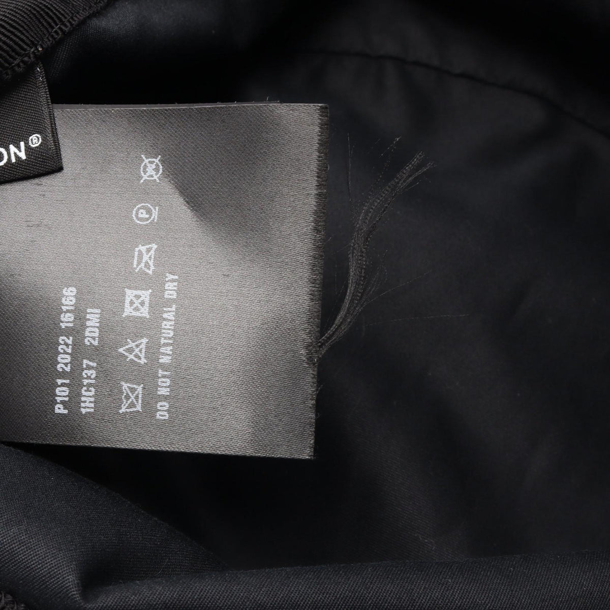 Re-Nylon トライアングルロゴ バケット バケット ハット ナイロン ブラック プラダ 財布・小物 PRADA
