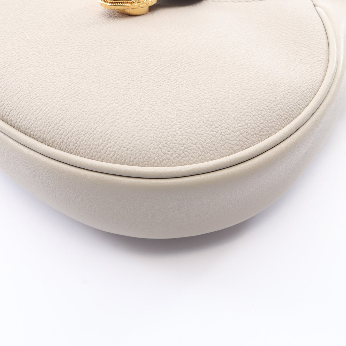 セルペンティ エリプス スモール 2WAY チェーンショルダーバッグ レザー ライトグレー ブルガリ バッグ BVLGARI