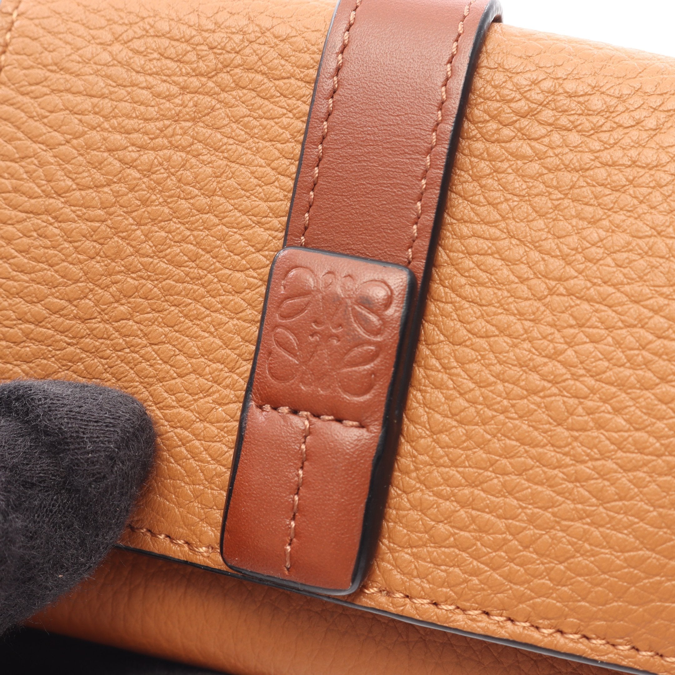 トライフォールド ウォレット 三つ折り財布 レザー ブラウン ロエベ
