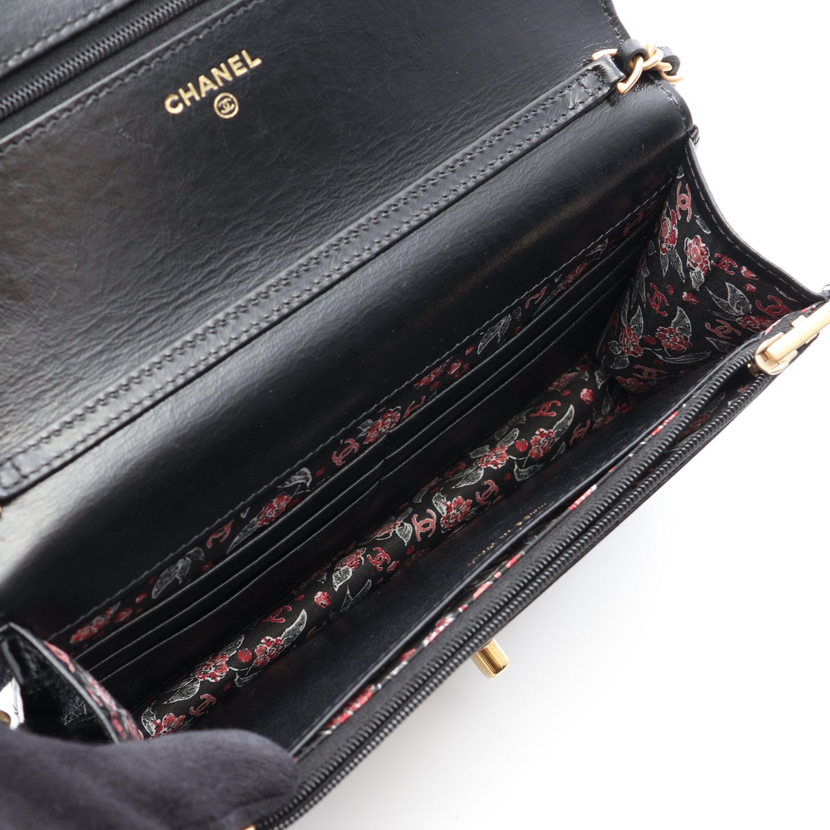 マトラッセ ショルダーウォレット レザー ブラック ゴールド金具 シャネル バッグ CHANEL