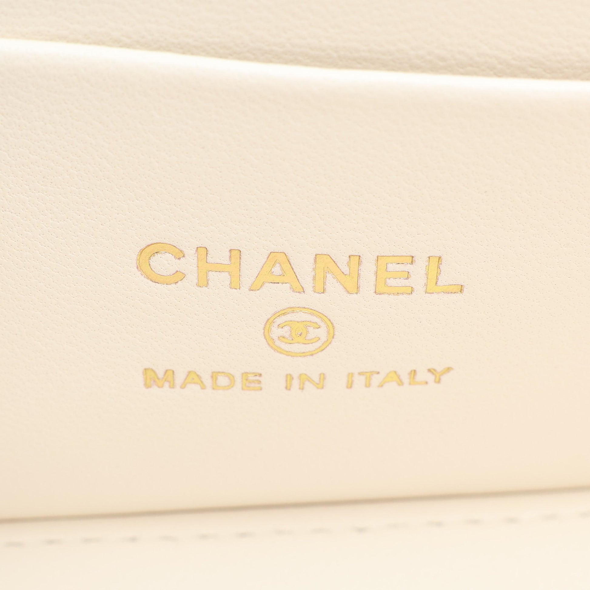 マトラッセ バニティバッグ 2WAY チェーンショルダーバッグ レザー ホワイト ゴールド金具 シャネル バッグ CHANEL