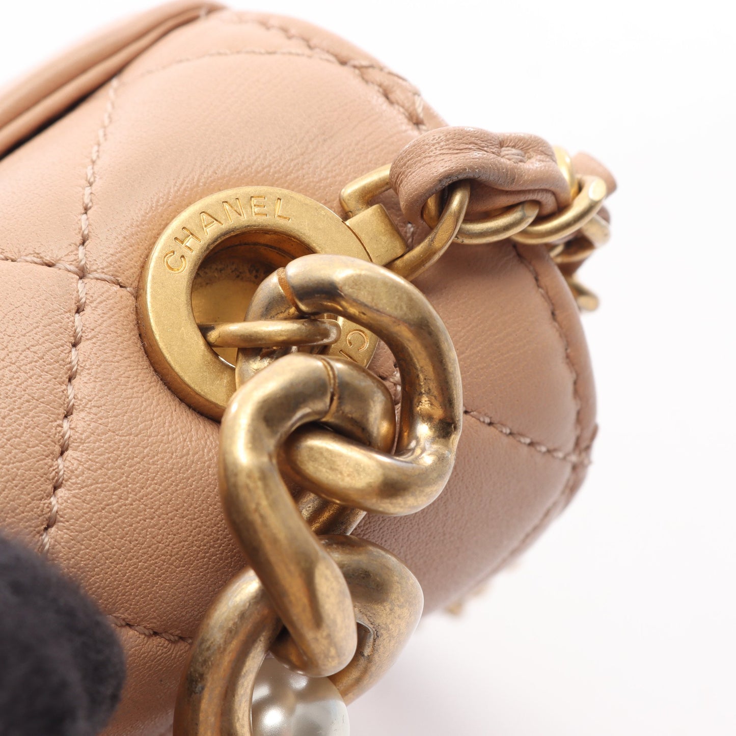 ミニマトラッセ アンティークゴールド金具 2WAY チェーンショルダーバッグ ラムスキン ベージュ シャネル バッグ CHANEL