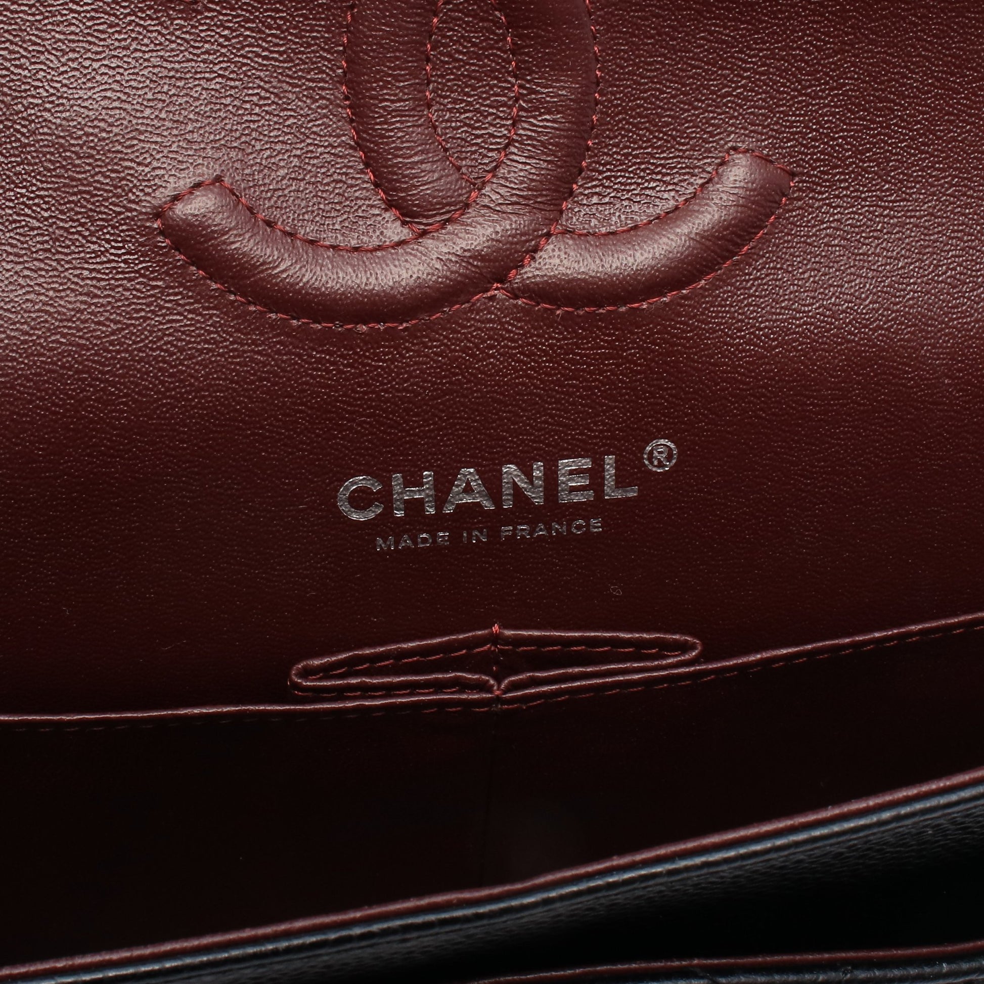 マトラッセ Wフラップ Wチェーンショルダーバッグ キャビアスキン ブラック シルバー金具 シャネル バッグ CHANEL