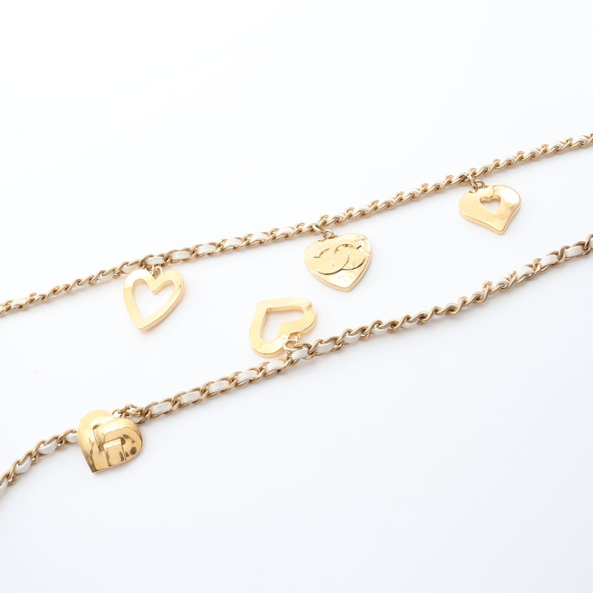 ミニマトラッセ チェーンショルダーバッグ ラムスキン ホワイト ゴールド金具 シャネル バッグ CHANEL