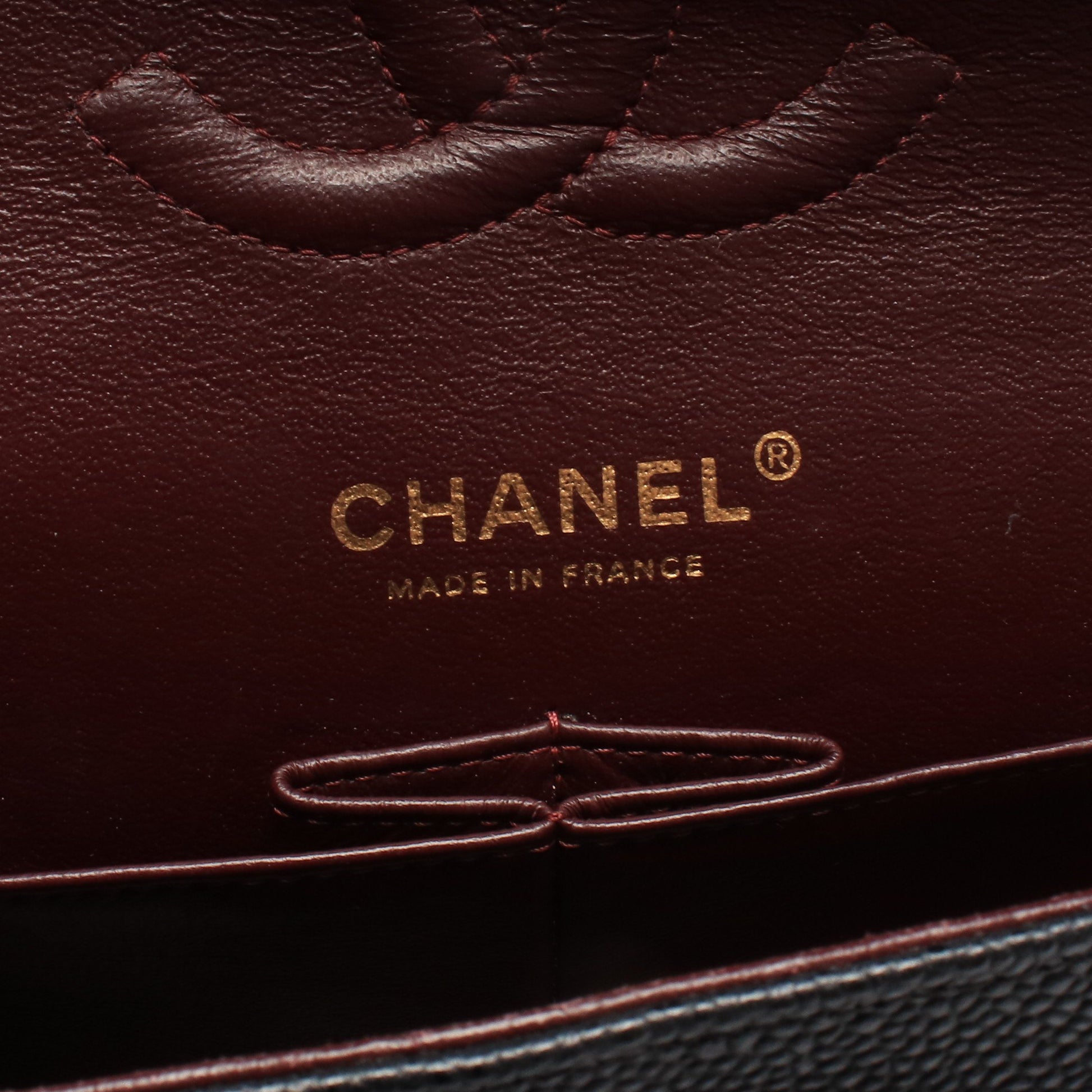 マトラッセ Wフラップ Wチェーンショルダーバッグ キャビアスキン ブラック ゴールド金具 シャネル バッグ CHANEL