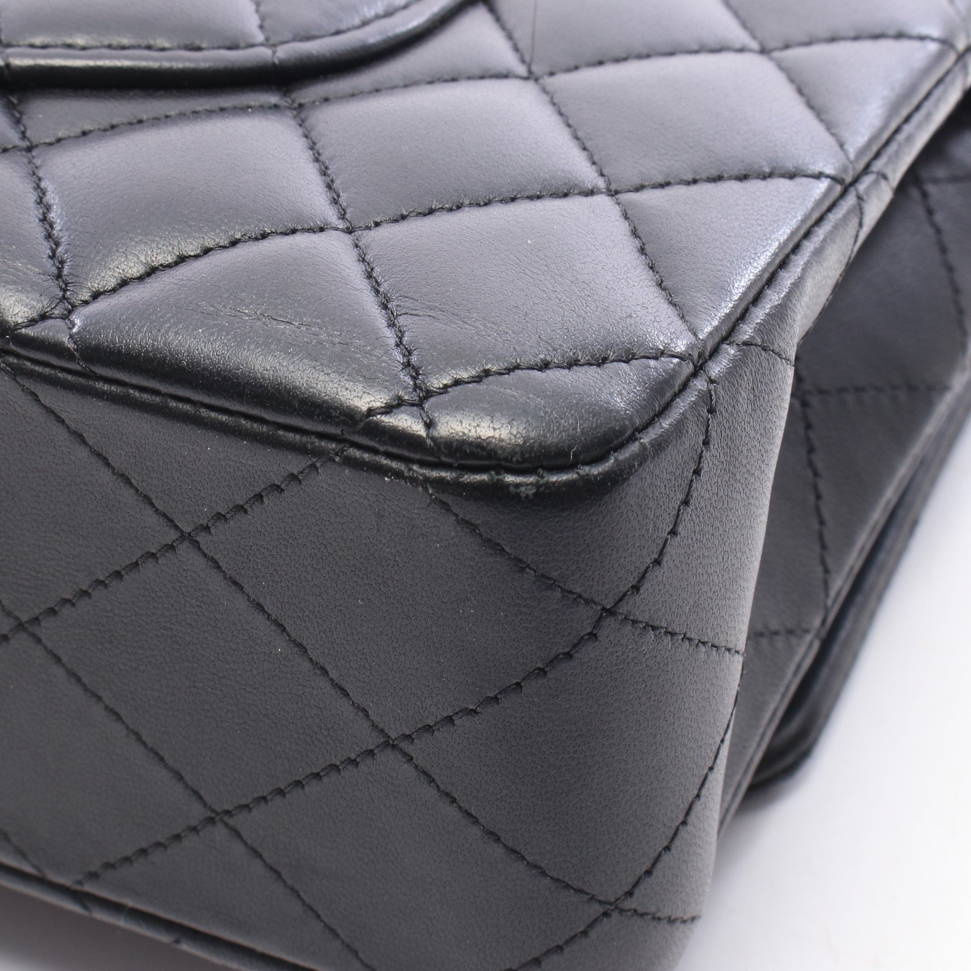 マトラッセ Wフラップ Wチェーンショルダーバッグ ラムスキン ブラック シルバー金具 シャネル バッグ CHANEL