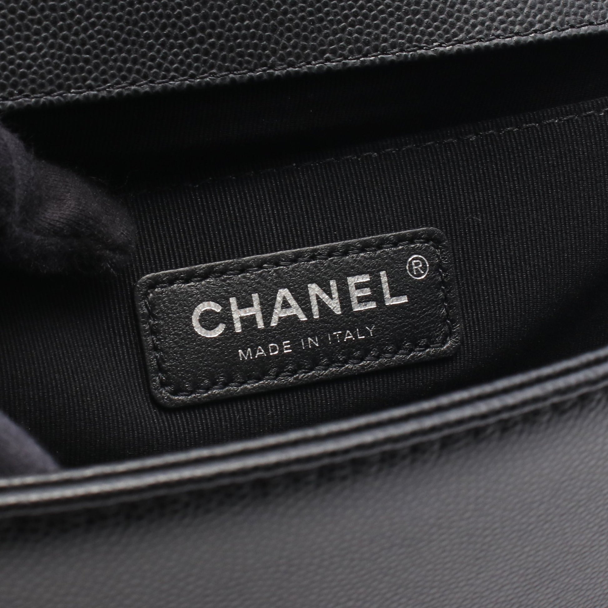 ボーイシャネル チェーンショルダーバッグ キャビアスキン ブラック シルバー金具 シャネル バッグ CHANEL