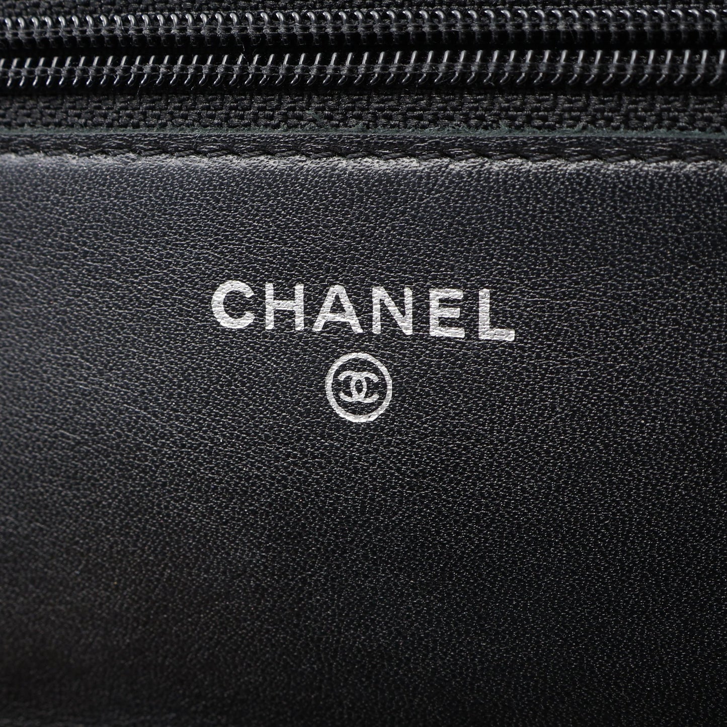 ココマーク チェーンウォレット キャビアスキン ブラック シルバー金具 シャネル バッグ CHANEL