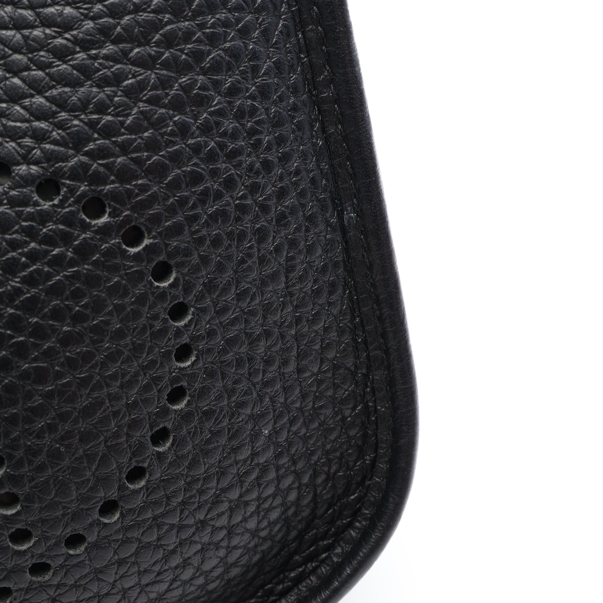エヴリンTPM アマゾン ショルダーバッグ トリヨンクレマンス ブラック シルバー金具 U刻印 エルメス バッグ HERMES