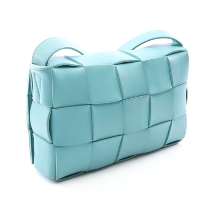 カセット マキシイントレチャート ショルダーバッグ レザー ライトブルー ボッテガヴェネタ バッグ BOTTEGA VENETA