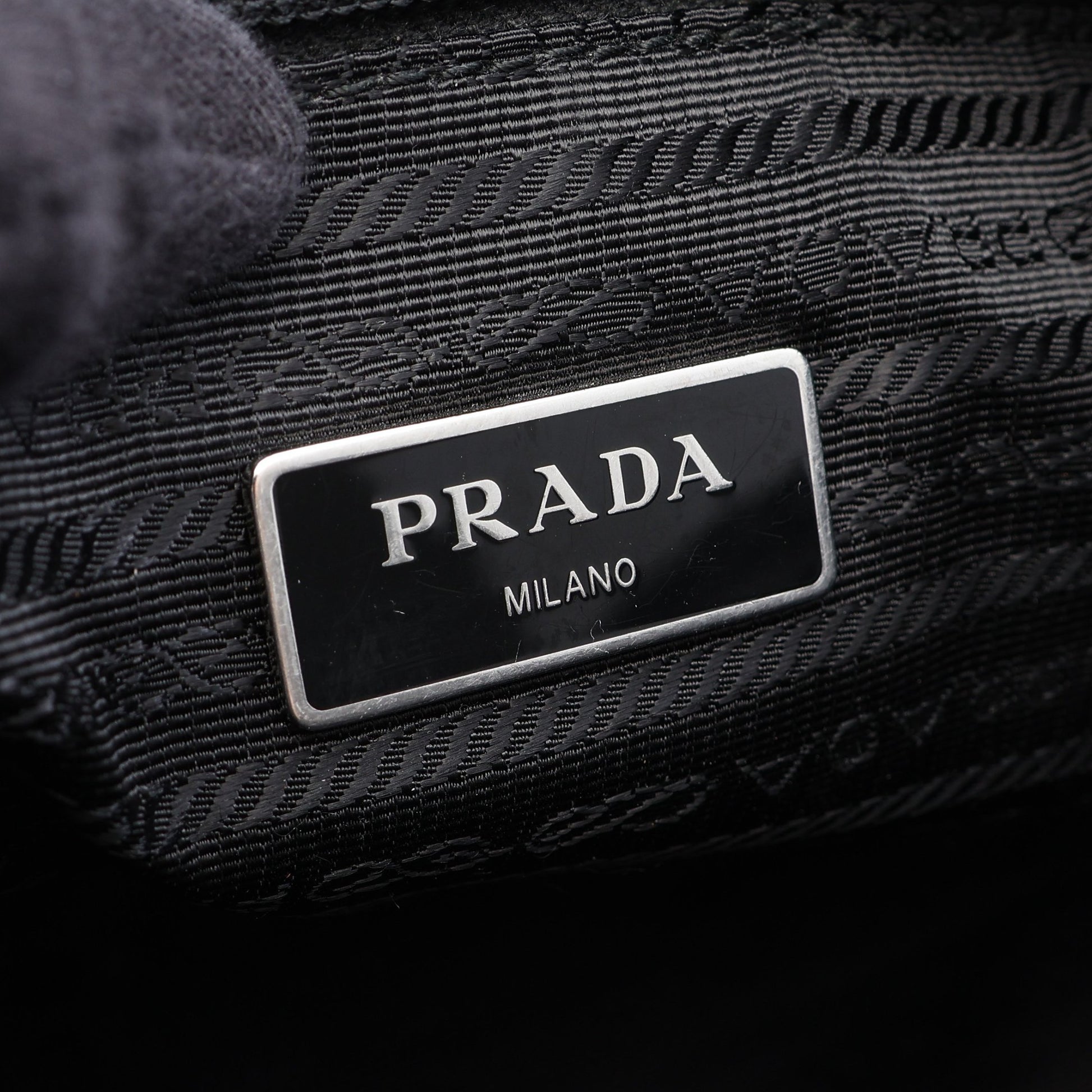 三角プレート 2WAY ハンドバッグ ナイロン レザー ブラック プラダ バッグ PRADA