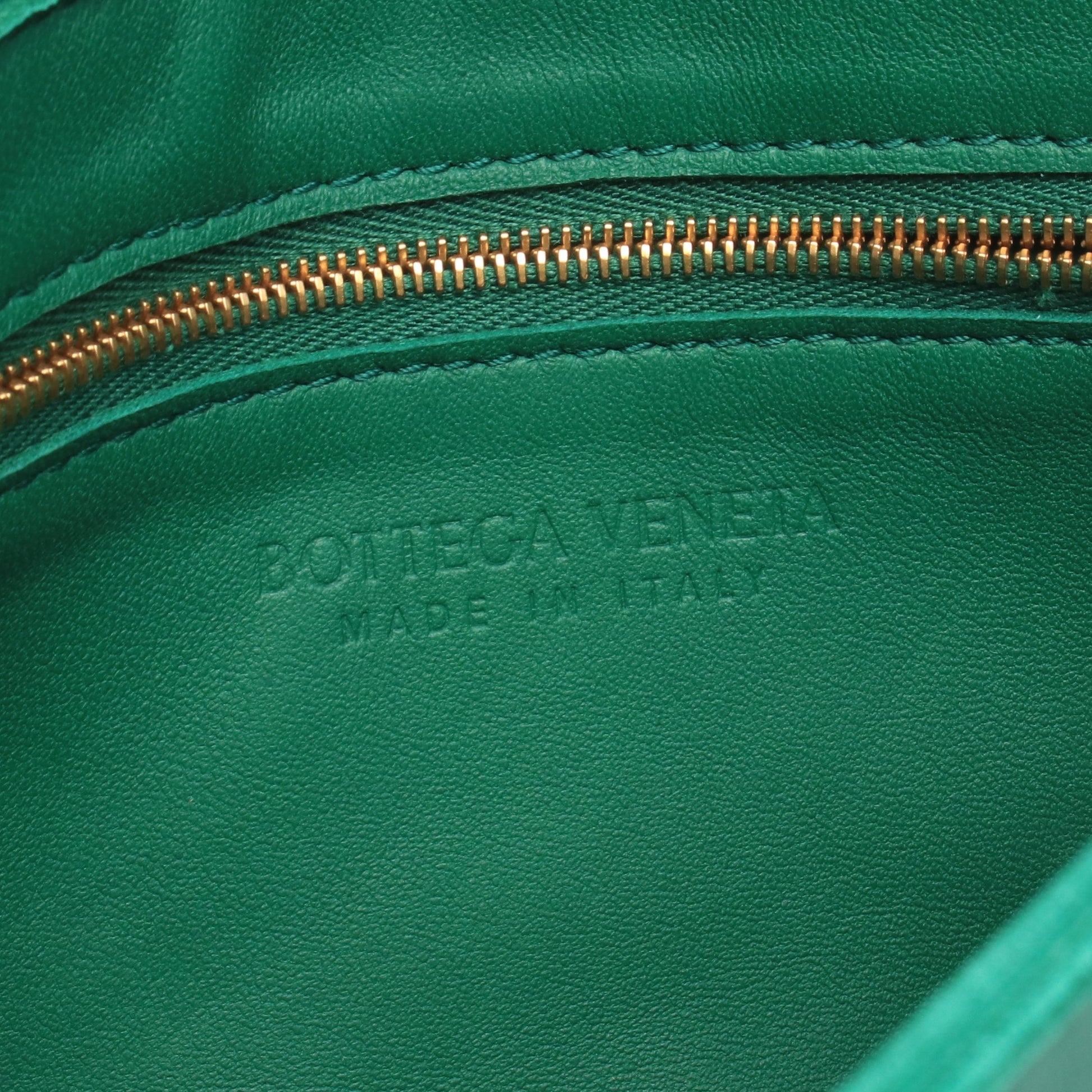 カセットバッグ ショルダーバッグ ラムスキン グリーン ボッテガヴェネタ バッグ BOTTEGA VENETA