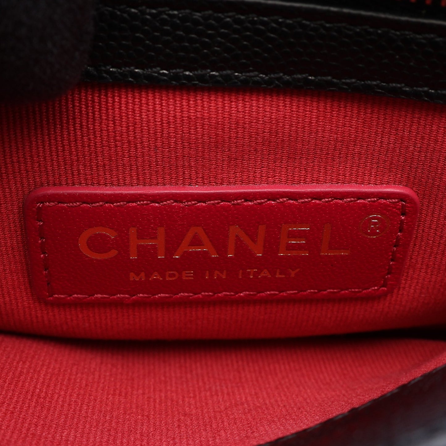マトラッセ チェーンショルダーバッグ キャビアスキン ブラック ゴールド金具 シャネル バッグ CHANEL