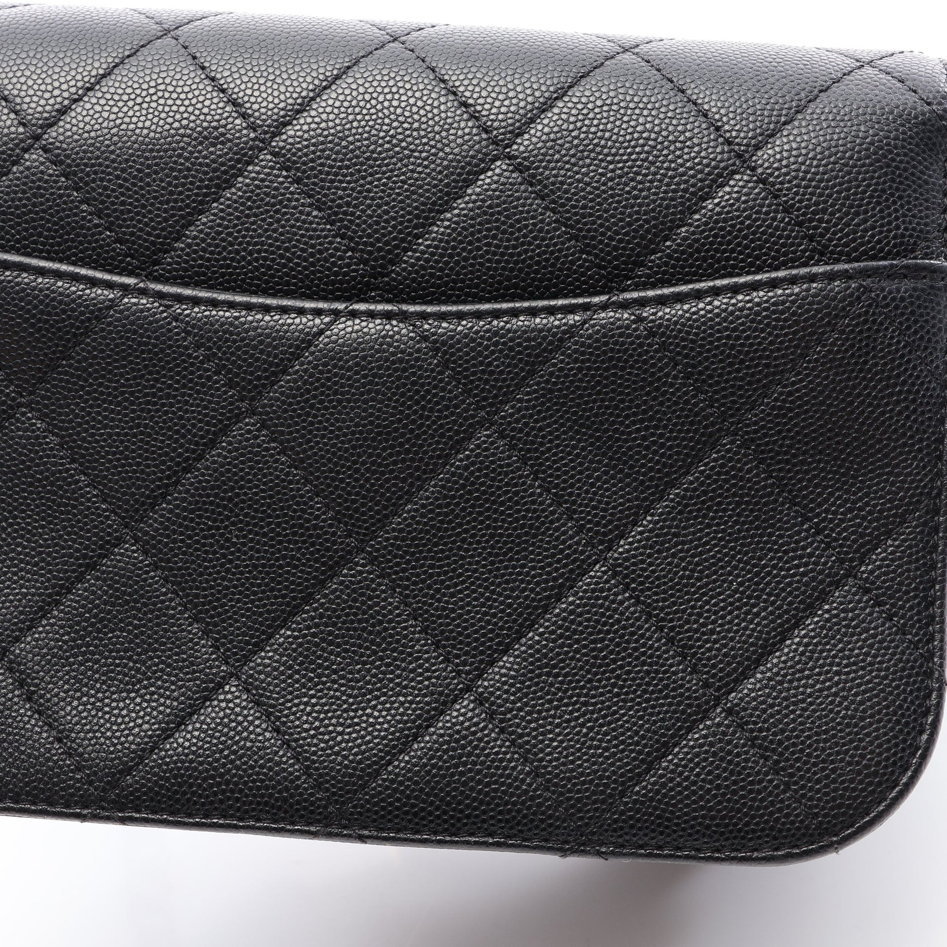 マトラッセ チェーンショルダーバッグ キャビアスキン ブラック ゴールド金具 シャネル バッグ CHANEL