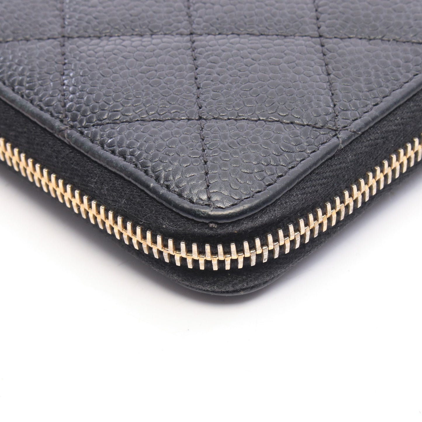 マトラッセ ラウンドファスナー長財布 キャビアスキン ブラック ゴールド金具 シャネル 財布・小物 CHANEL
