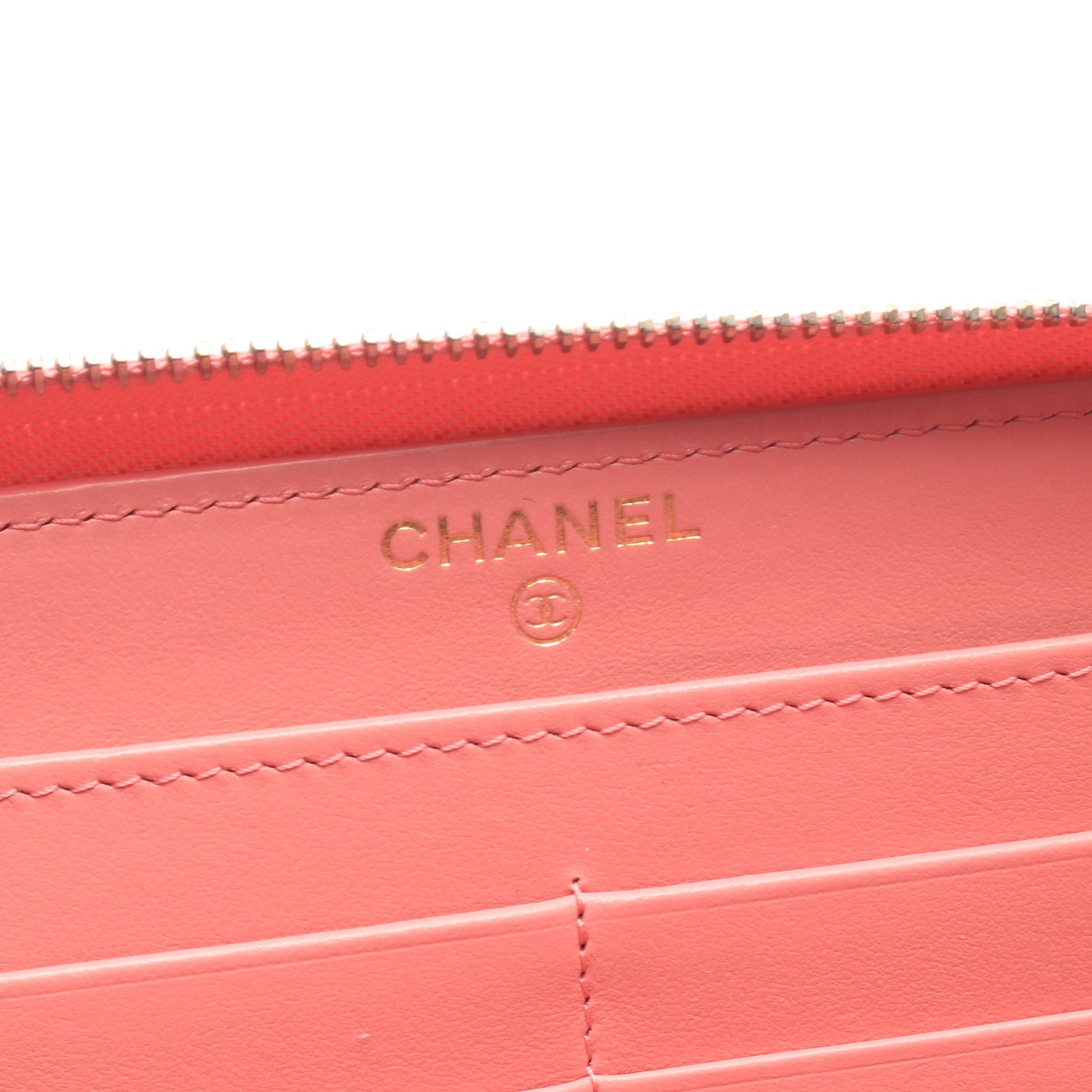 マトラッセ ラウンドファスナー長財布 キャビアスキン ピンク ゴールド金具 シャネル 財布・小物 CHANEL