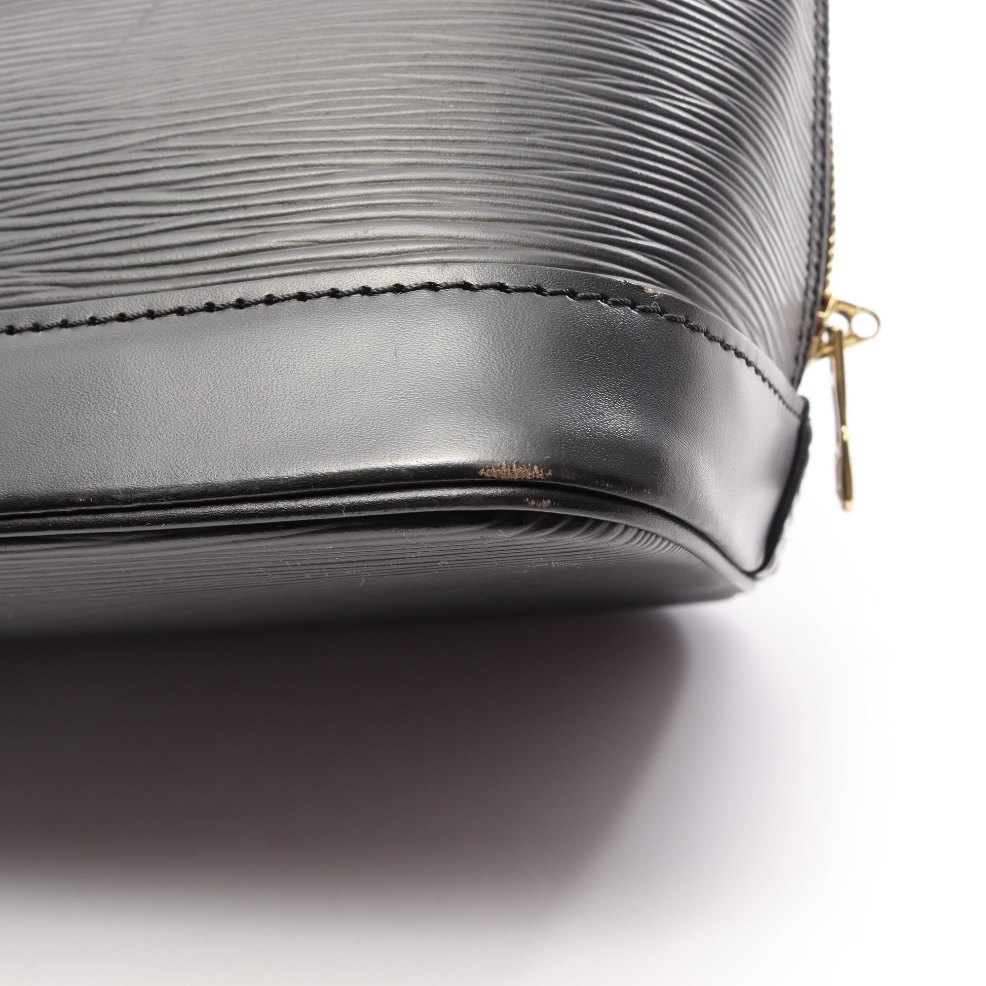 アルマ エピ ノワール ハンドバッグ レザー ブラック ルイヴィトン バッグ LOUIS VUITTON