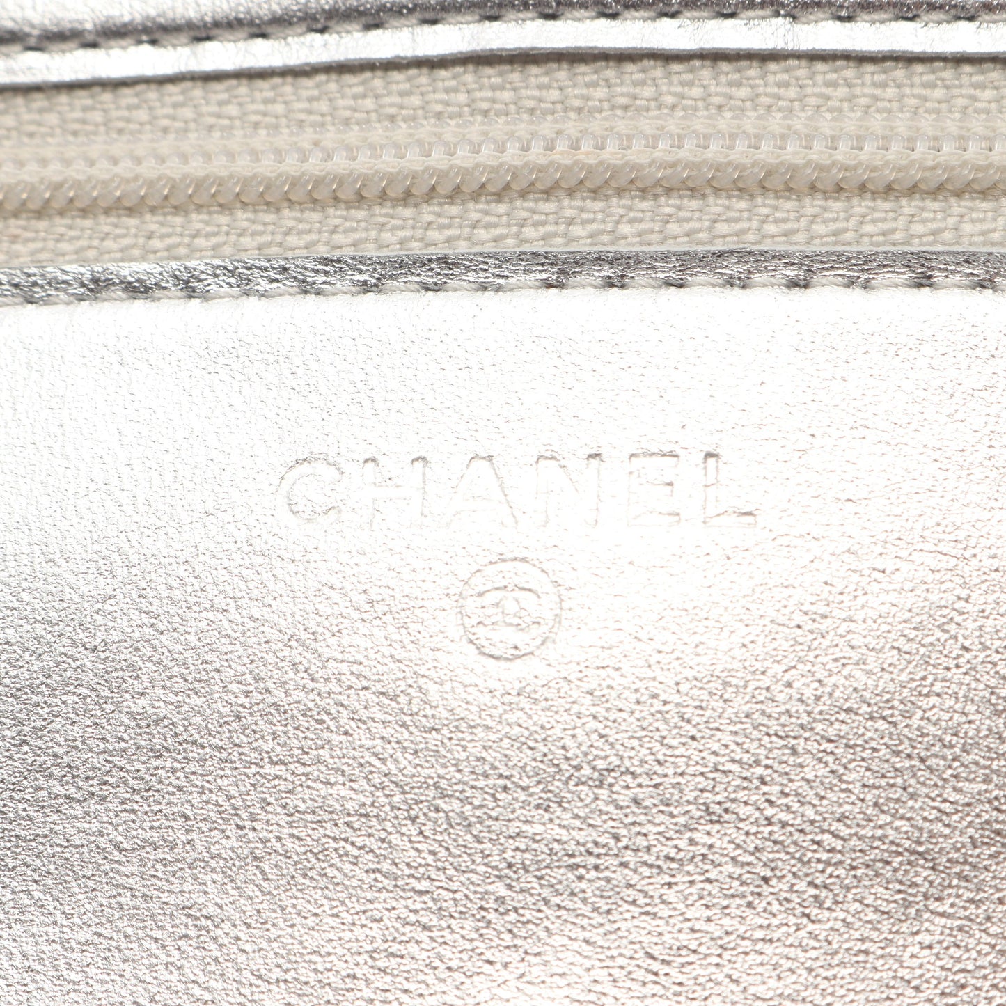 マトラッセ チェーンウォレット レザー シルバー シルバー金具 シャネル バッグ CHANEL
