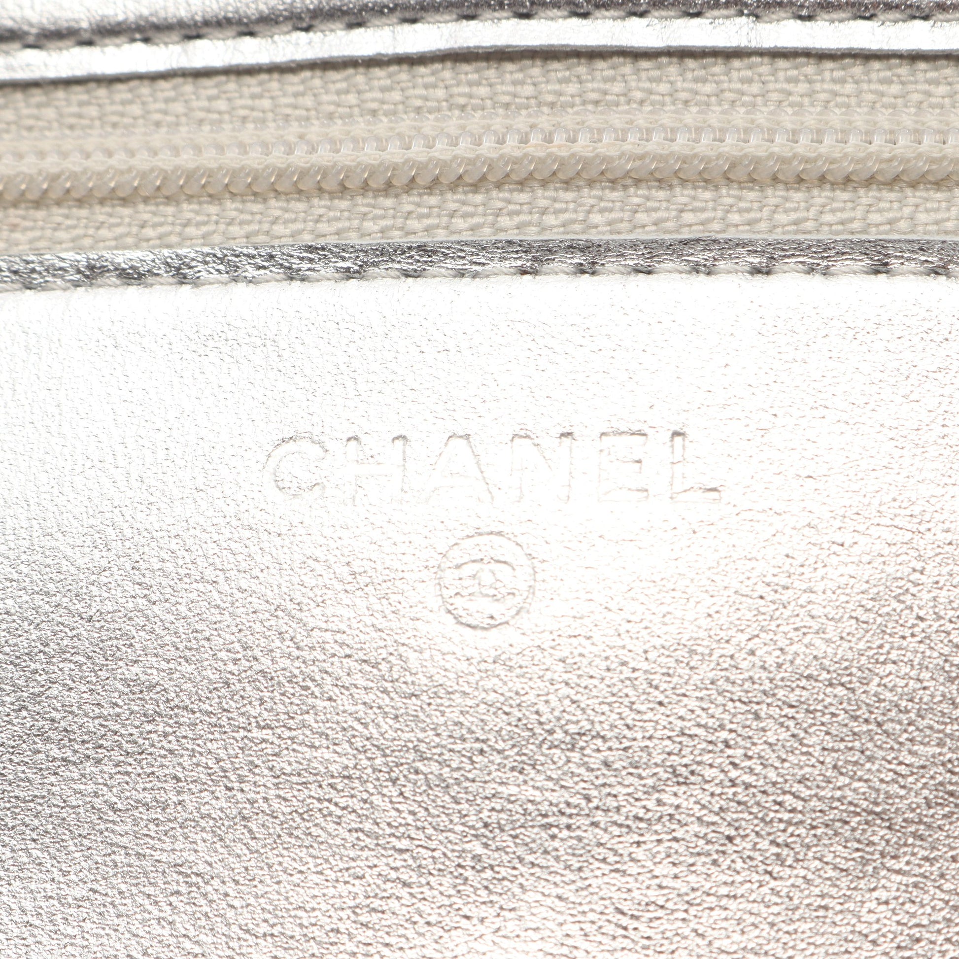 マトラッセ チェーンウォレット レザー シルバー シルバー金具 シャネル バッグ CHANEL