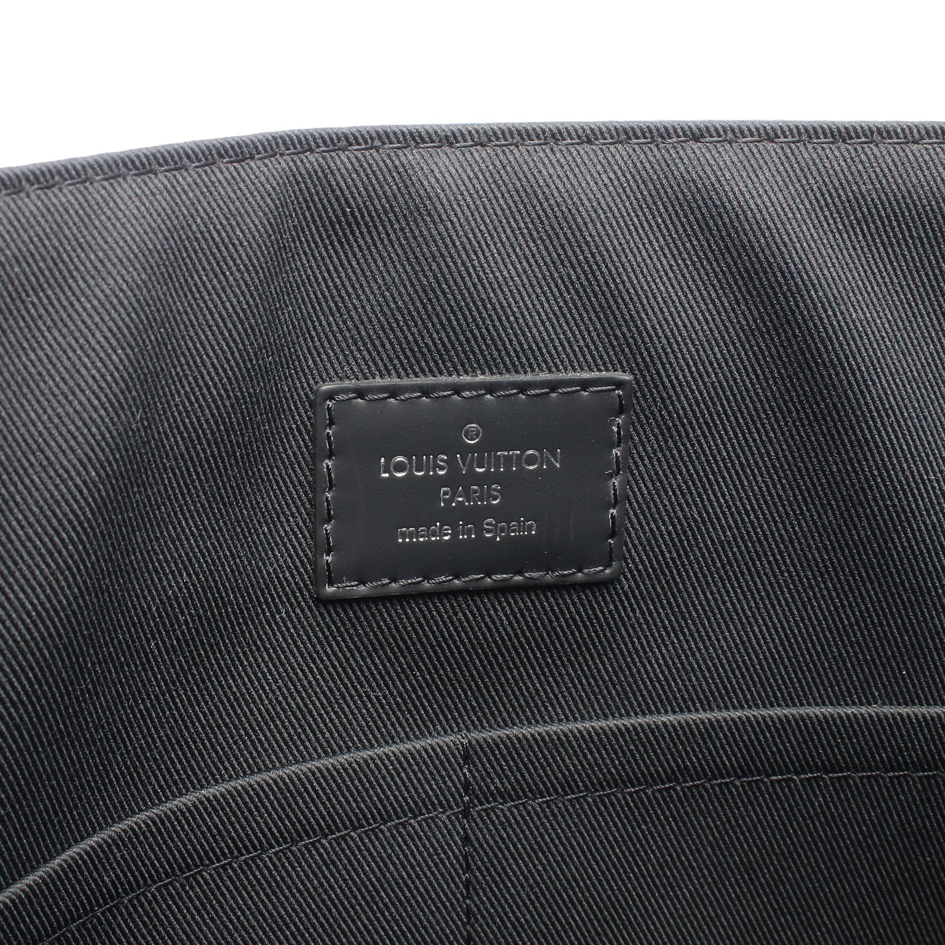 ディストリクト MM NM ダミエグラフィット ショルダーバッグ PVC レザー ブラック ルイヴィトン バッグ LOUIS VUITTON