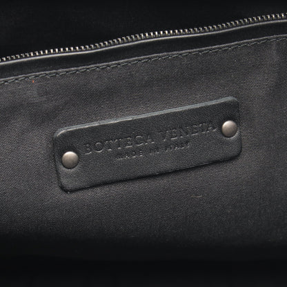 イントレチャート ショルダーバッグ レザー ブラック ボッテガヴェネタ バッグ BOTTEGA VENETA