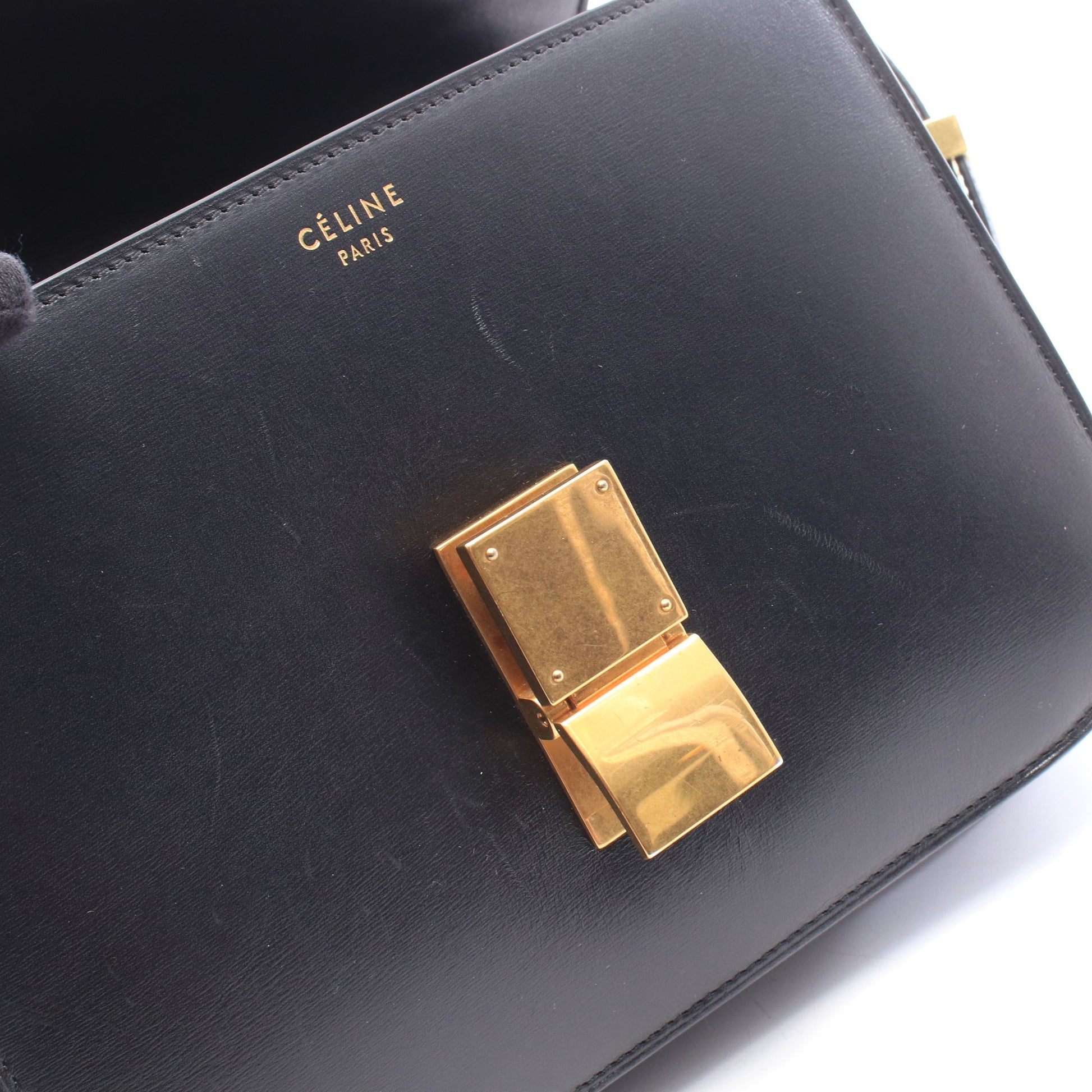 クラシックボックス ミディアム ショルダーバッグ レザー ブラック セリーヌ バッグ CELINE