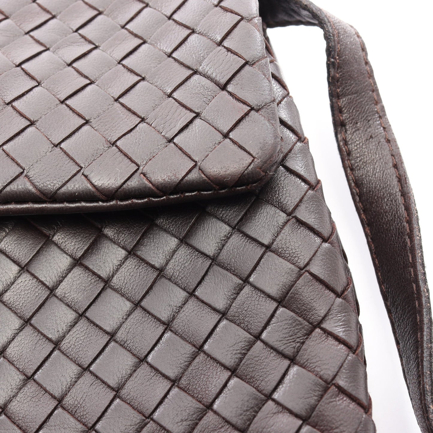 イントレチャート ミニ ショルダーバッグ レザー ダークブラウン ボッテガヴェネタ バッグ BOTTEGA VENETA