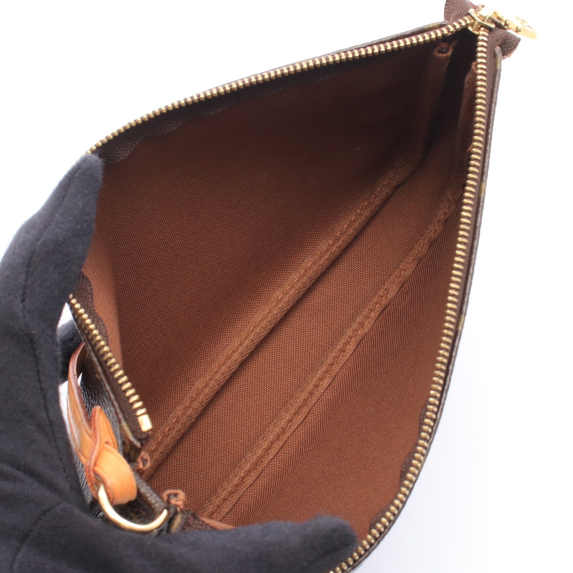 ポシェットアクセソワール モノグラム ハンドバッグ PVC レザー ブラウン ルイヴィトン バッグ LOUIS VUITTON