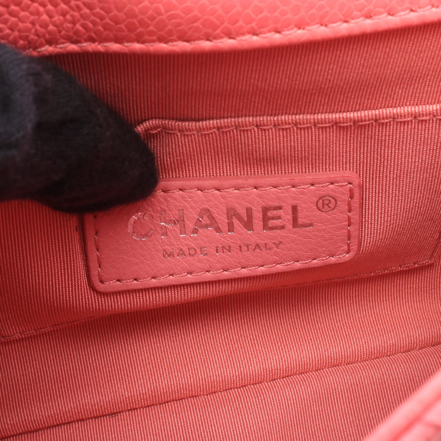 ミニマトラッセ チェーンショルダーバッグ キャビアスキン ピンク シルバー金具 シャネル バッグ CHANEL