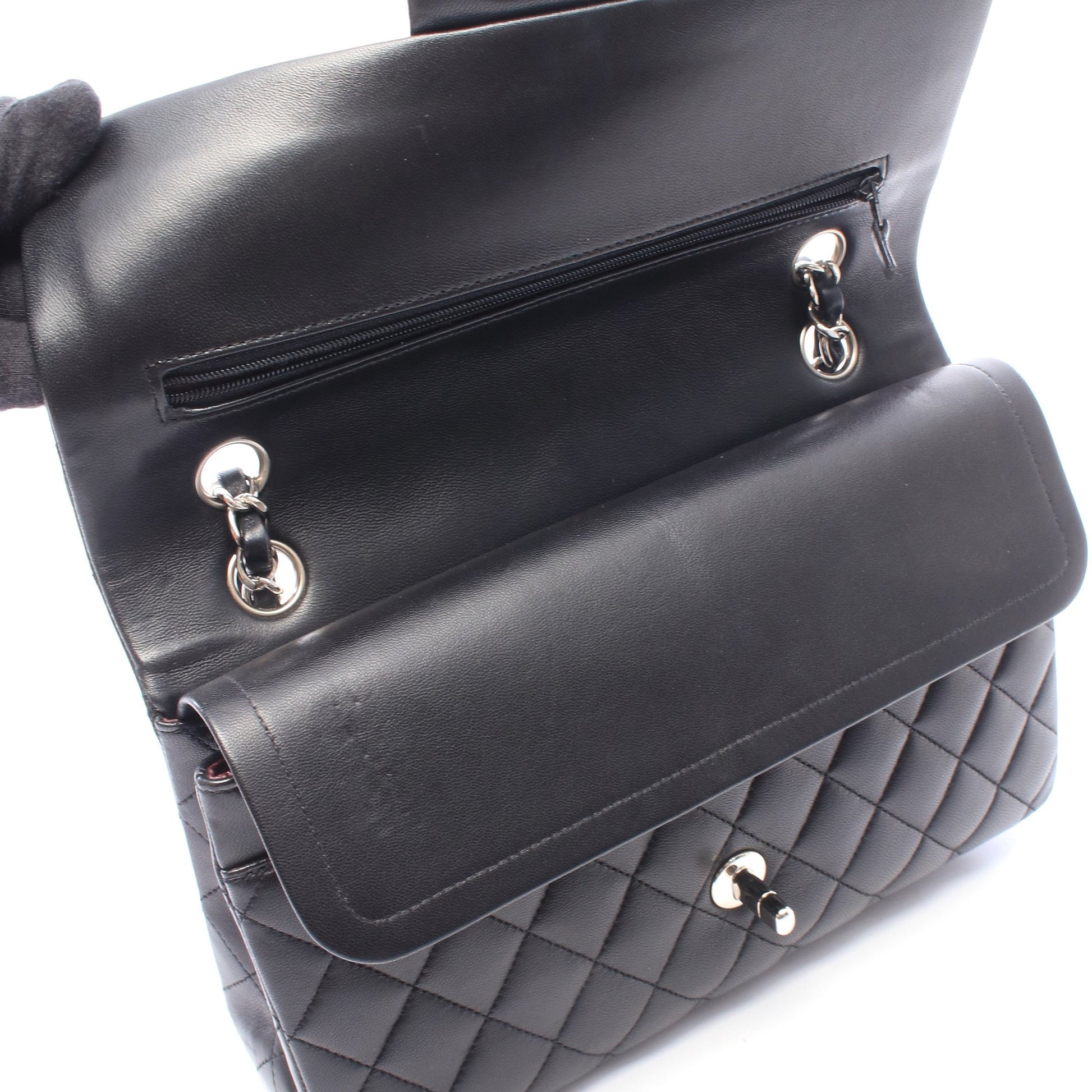 マトラッセ Wフラップ Wチェーンショルダーバッグ ラムスキン ブラック シルバー金具 シャネル バッグ CHANEL