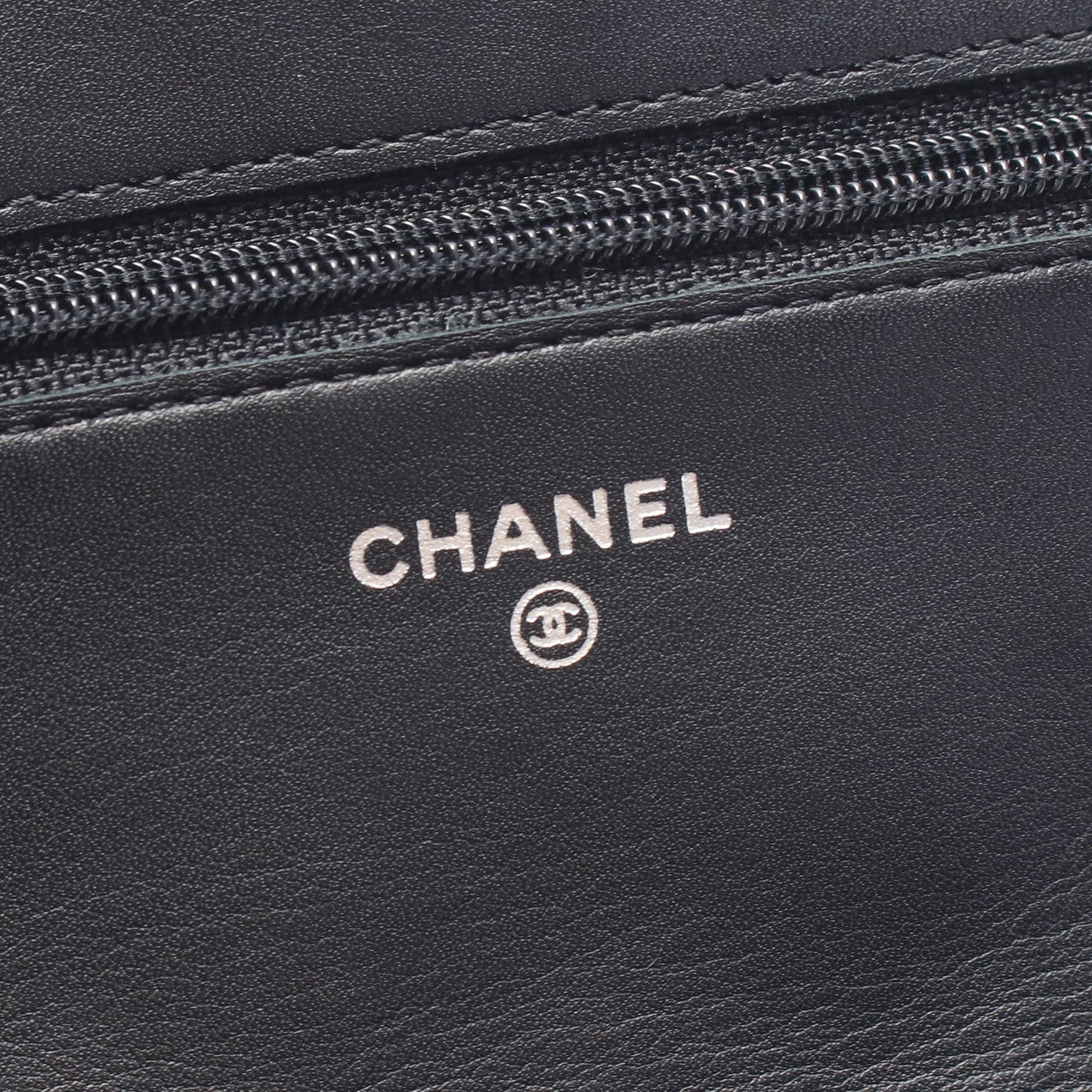 マトラッセ チェーンウォレット エナメルレザー ブラック シルバー金具 シャネル バッグ CHANEL