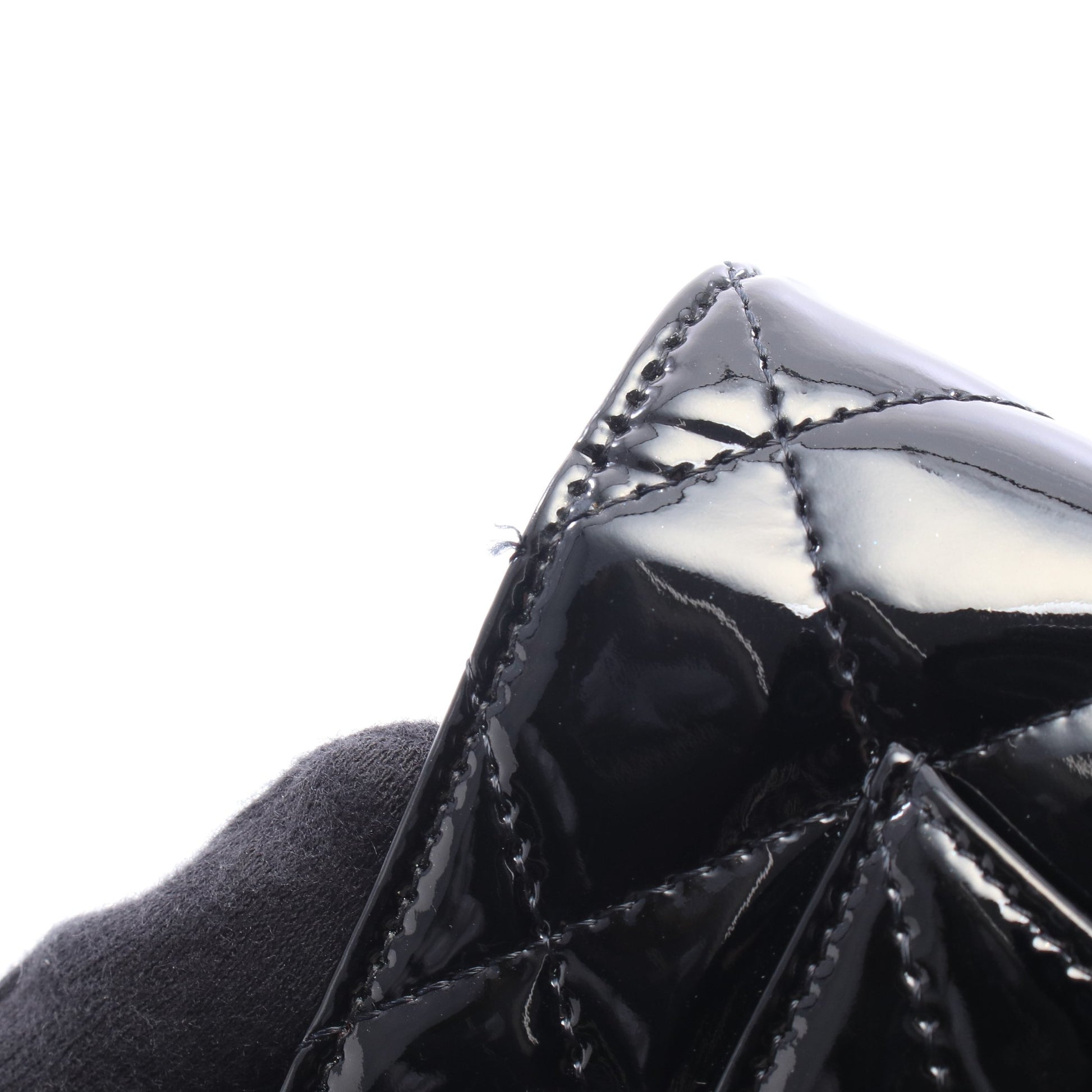 マトラッセ チェーンウォレット エナメルレザー ブラック シルバー金具 シャネル バッグ CHANEL