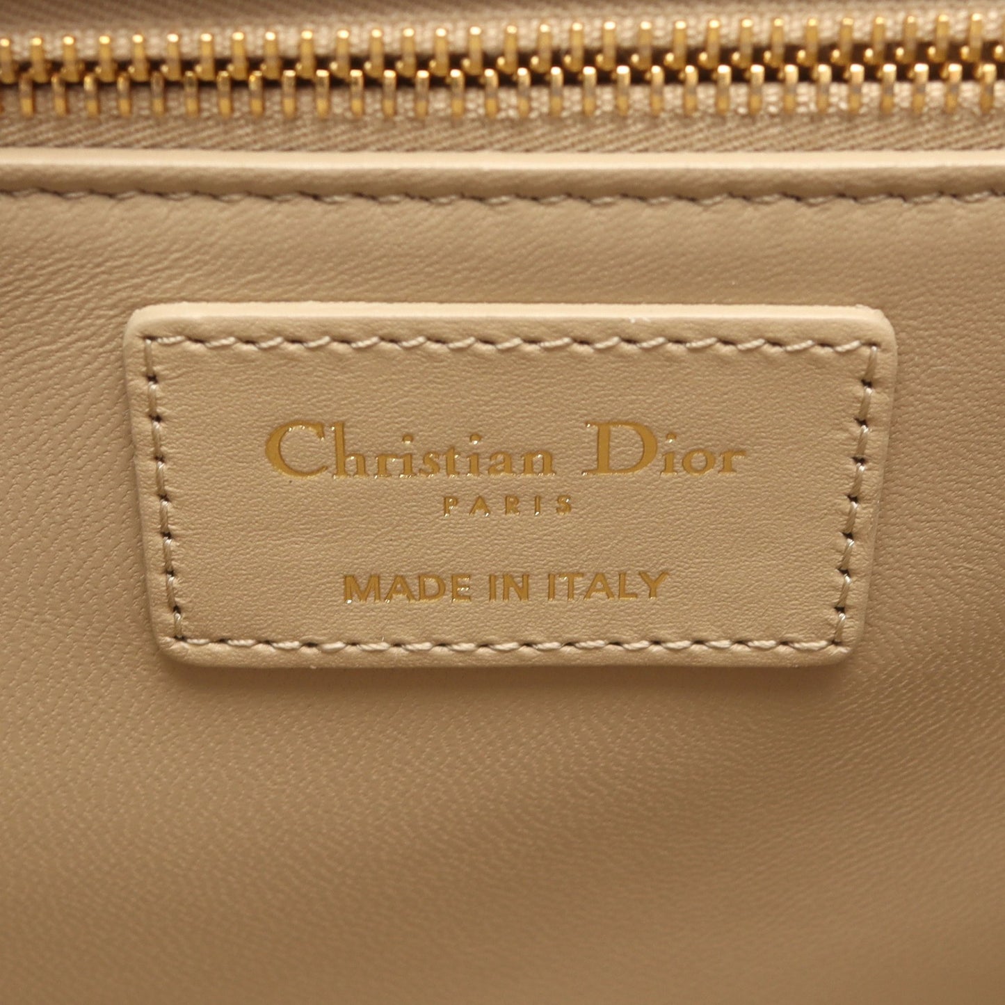 30 Montaigne ショルダーバッグ レザー ライトベージュ クリスチャンディオール
