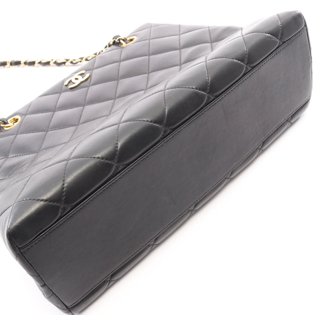 マトラッセ Wチェーンショルダーバッグ ラムスキン ブラック ゴールド金具 シャネル バッグ CHANEL