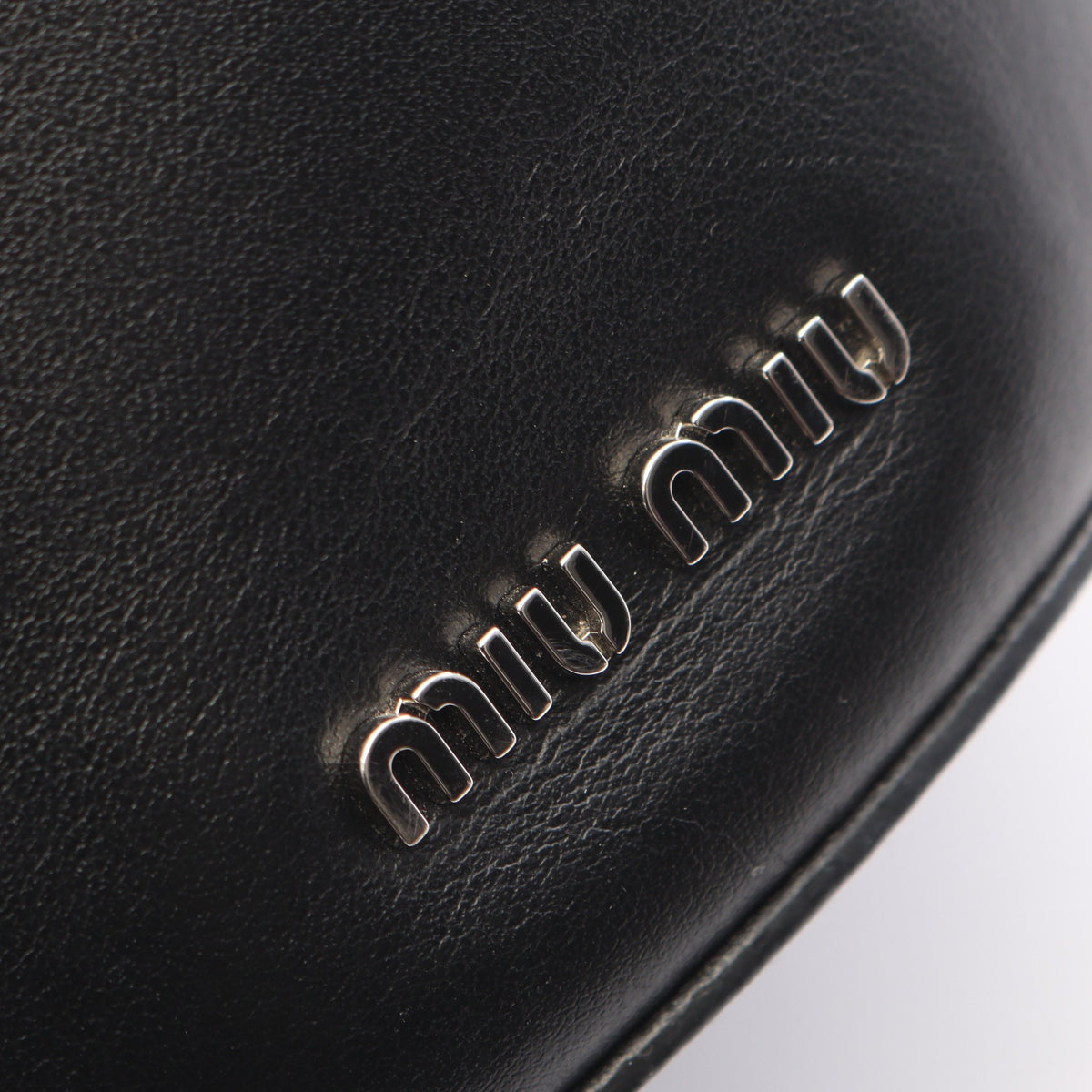 スカラップ バケットバッグ 2WAY ハンドバッグ レザー ブラック ミュウミュウ バッグ miu miu