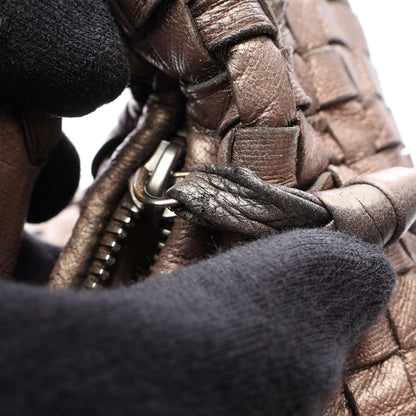 イントレチャート メタリック ワンショルダーバッグ レザー ブラウン ボッテガヴェネタ バッグ BOTTEGA VENETA