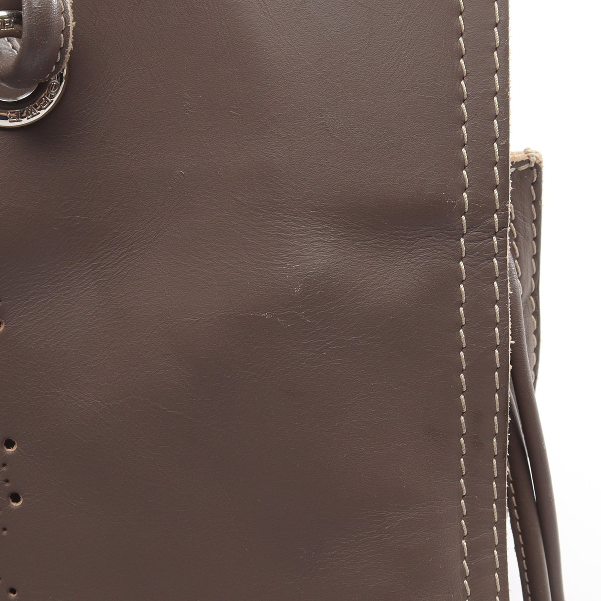 アナグラム パンチング チェーンショルダーバッグ チェーントートバッグ レザー グレーベージュ ロエベ バッグ LOEWE
