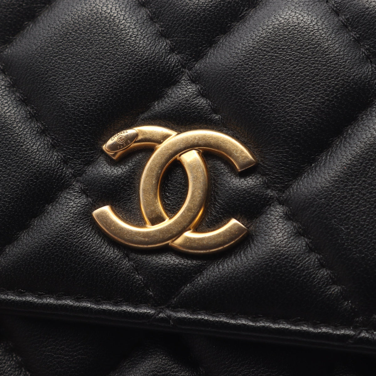 マトラッセ チェーンウォレット ラムスキン ブラック ゴールド金具 シャネル バッグ CHANEL