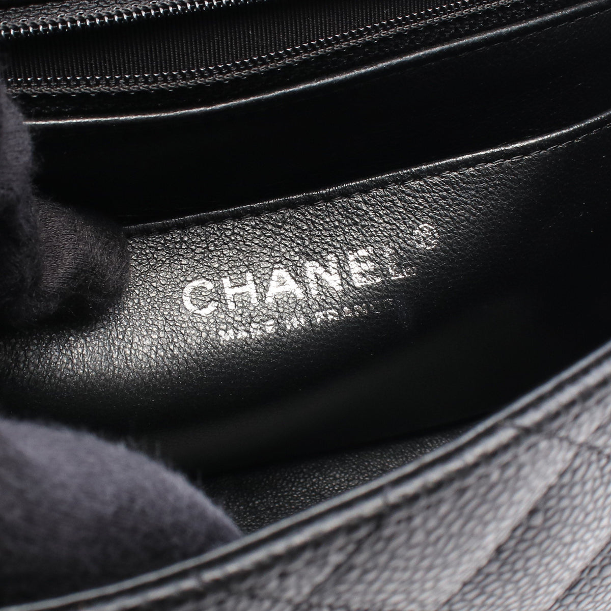ミニマトラッセ チェーンショルダーバッグ キャビアスキン ブラック シルバー金具 シャネル バッグ CHANEL