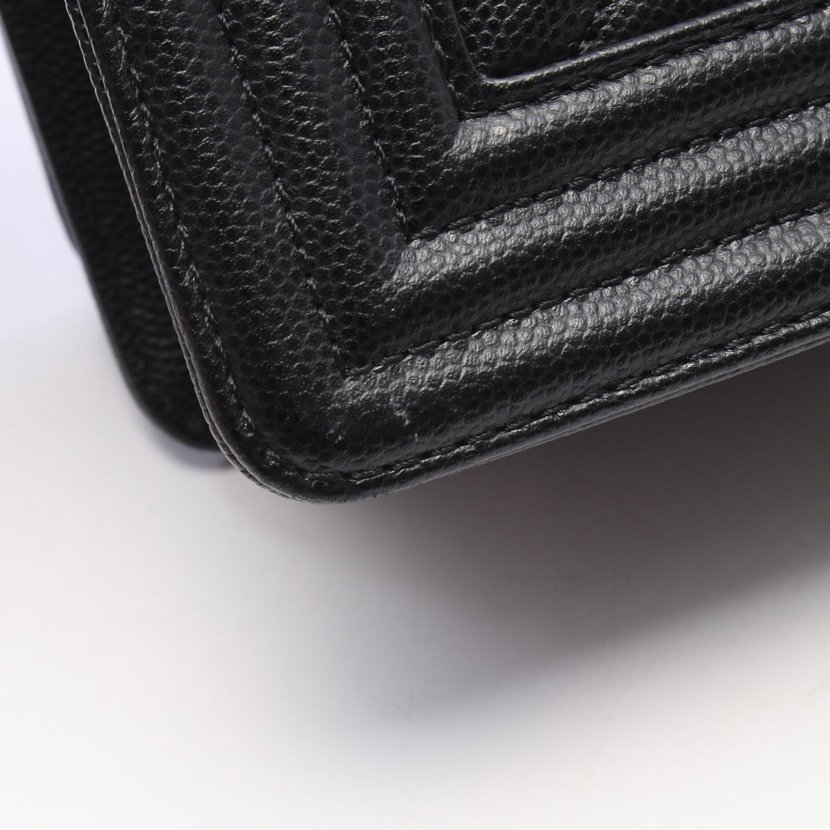 ボーイシャネル スモール チェーンショルダーバッグ キャビアスキン ブラック ゴールド金具 シャネル バッグ CHANEL