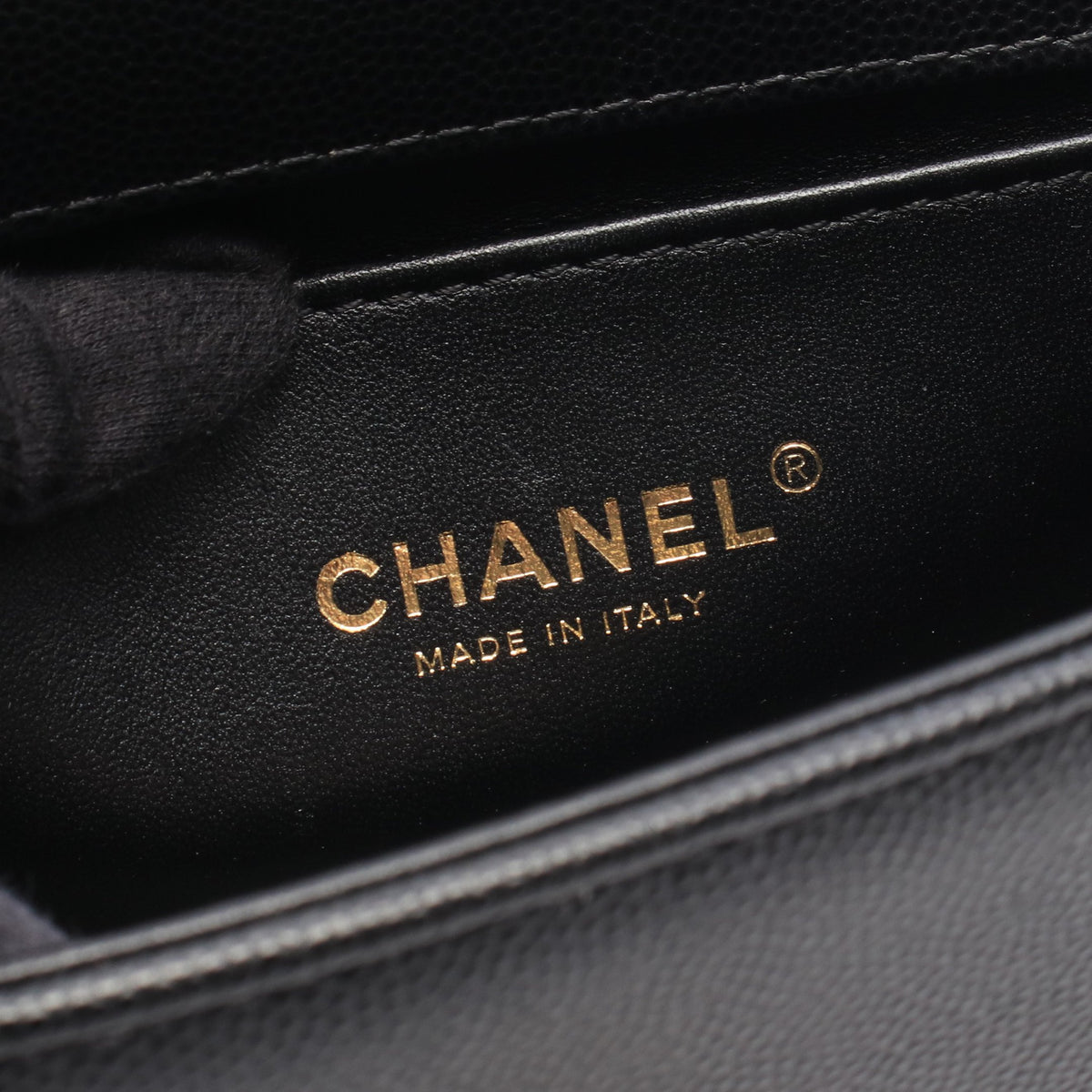 ボーイシャネル スモール チェーンショルダーバッグ キャビアスキン ブラック ゴールド金具 シャネル バッグ CHANEL