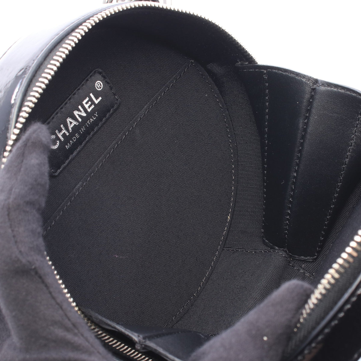 ココマーク ラウンド 2WAY チェーンハンドバッグ エナメルレザー ブラック シルバー金具 シャネル バッグ CHANEL